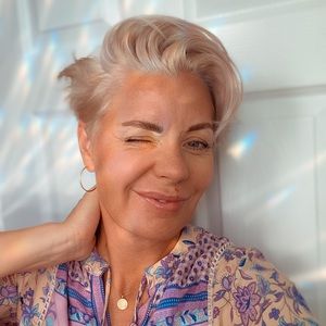 Meet your Posher, Kenia
